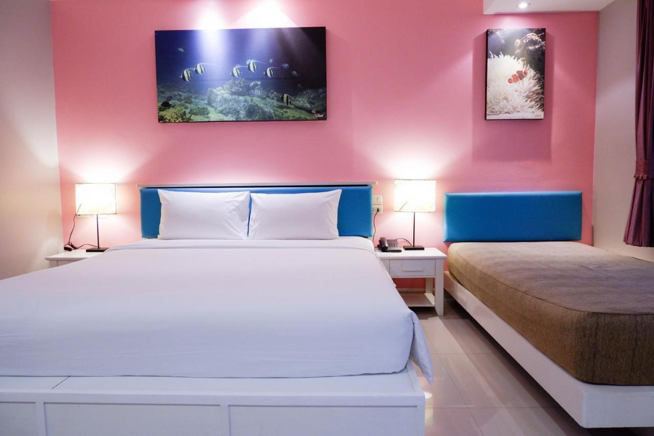 The Beach Boutique House Pantai Kata Luaran gambar